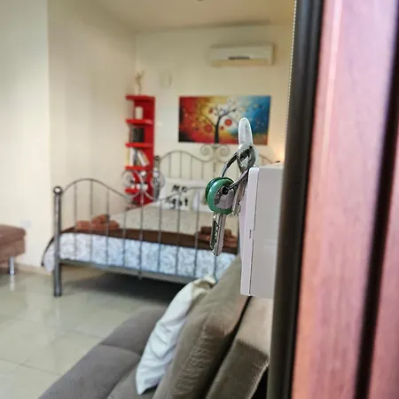 Kerynia Apartments Paphos Exterior photo